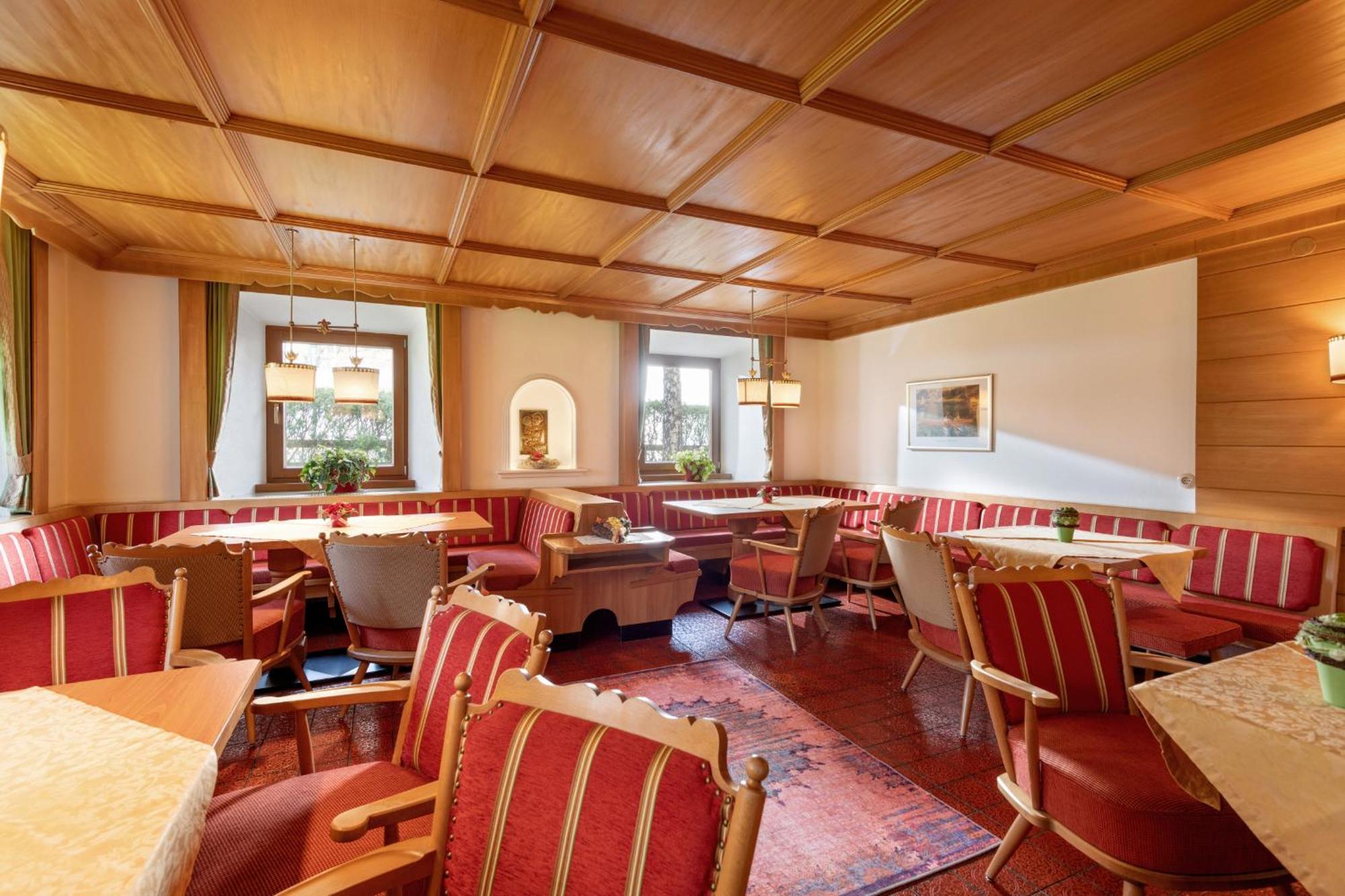 Hotel Garni Birkenhof Mayrhofen Bagian luar foto