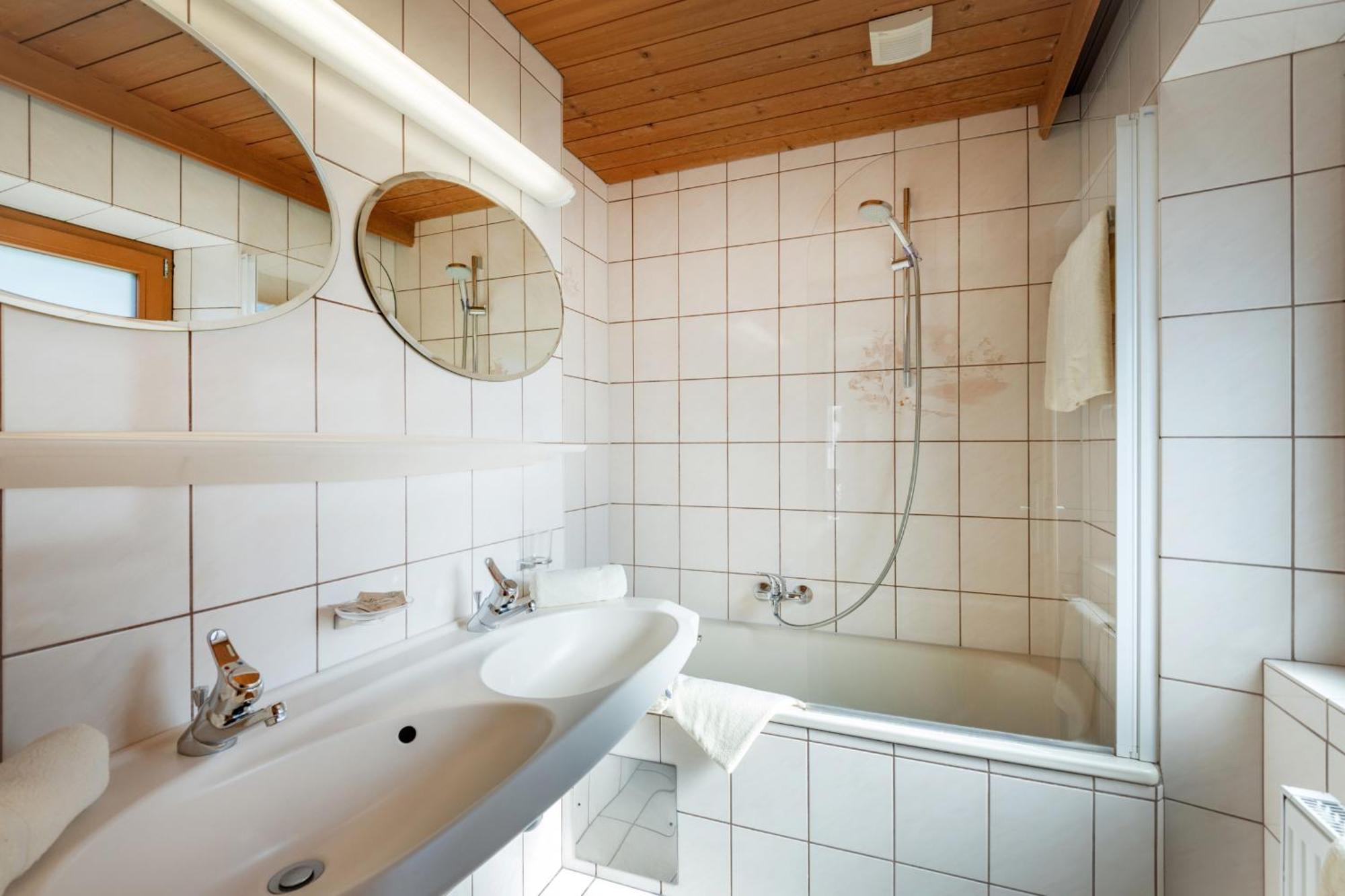 Hotel Garni Birkenhof Mayrhofen Bagian luar foto
